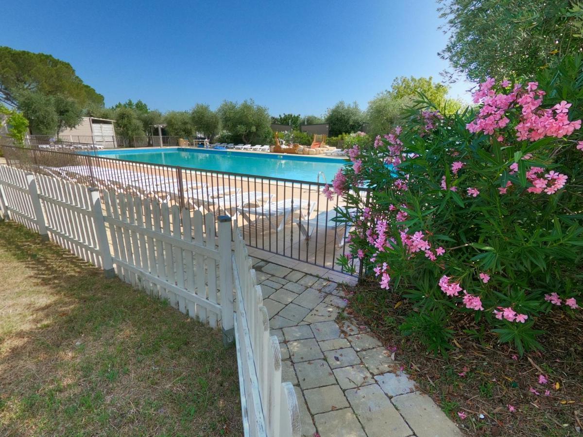 Vacanze Glamping Boutique San Felice del Benaco Exterior photo