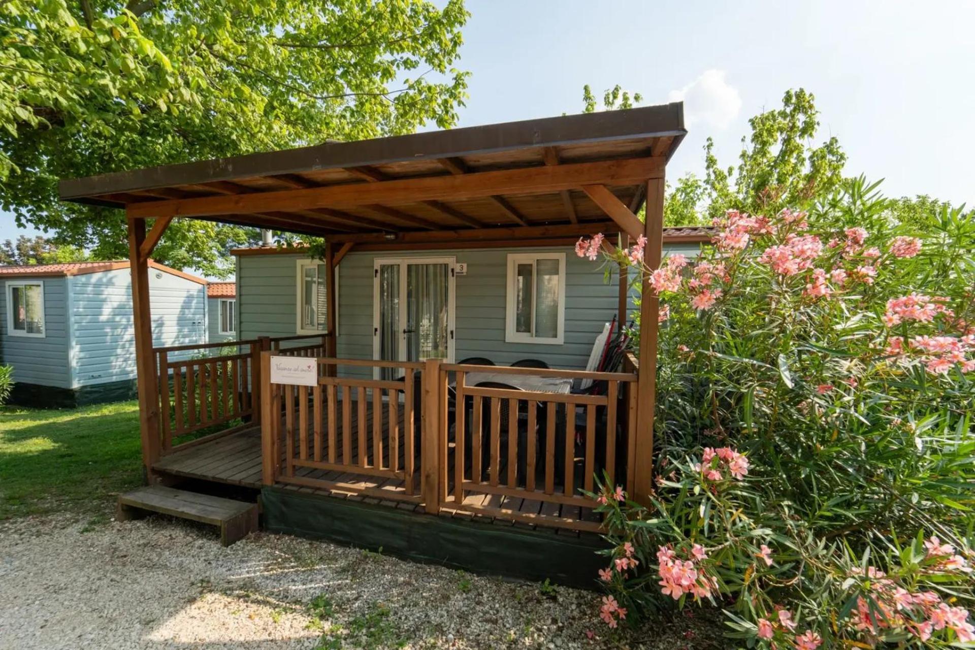 Vacanze Glamping Boutique San Felice del Benaco Exterior photo
