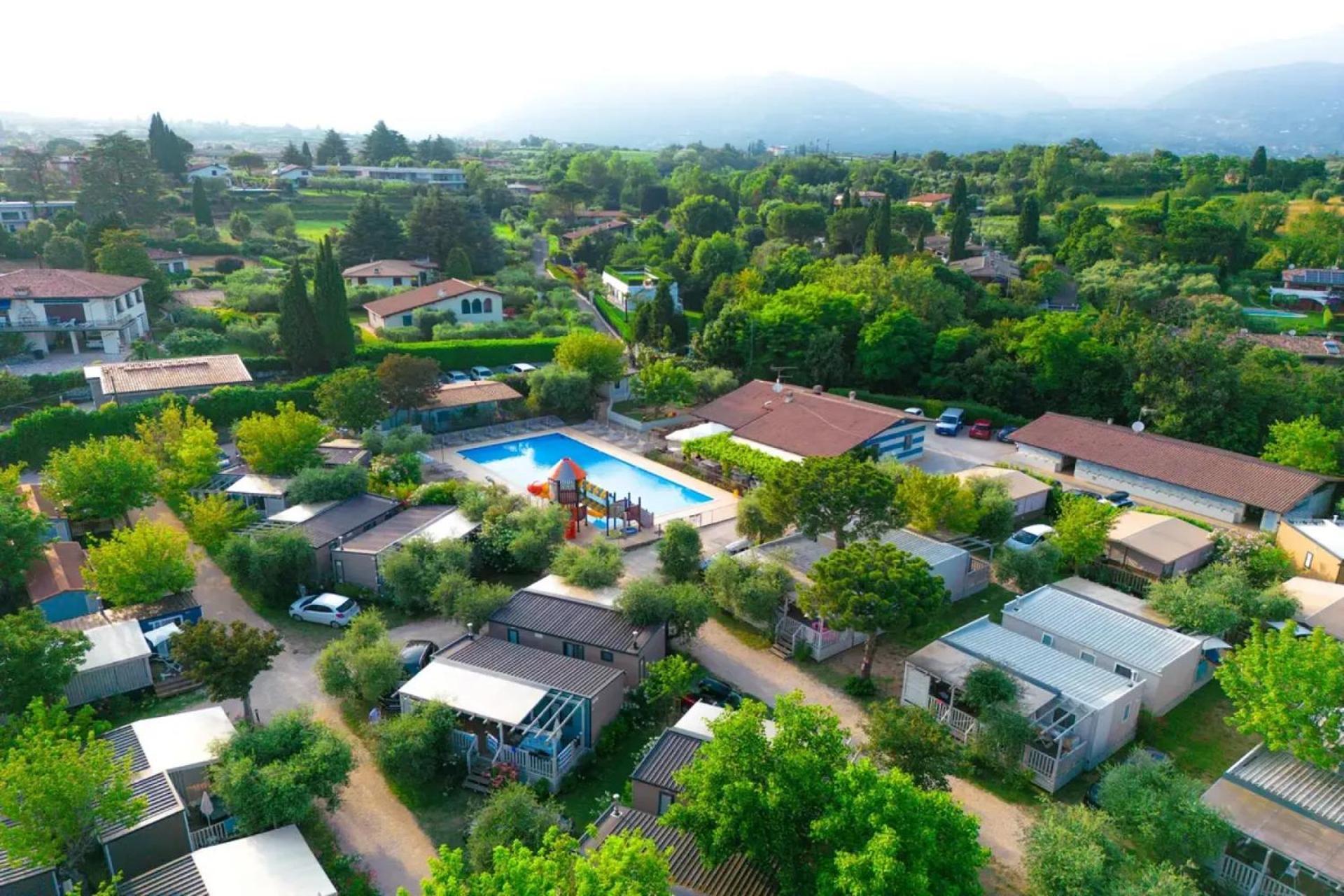Vacanze Glamping Boutique San Felice del Benaco Exterior photo